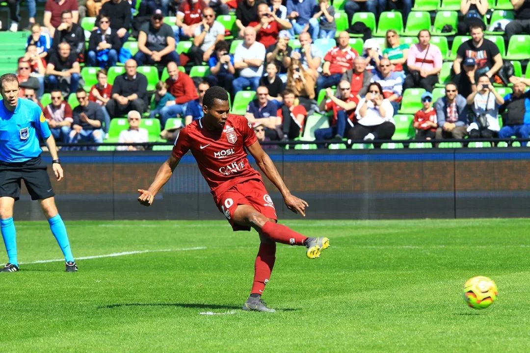 蒙彼利埃攻势如潮,法甲中下游球队全力抢分